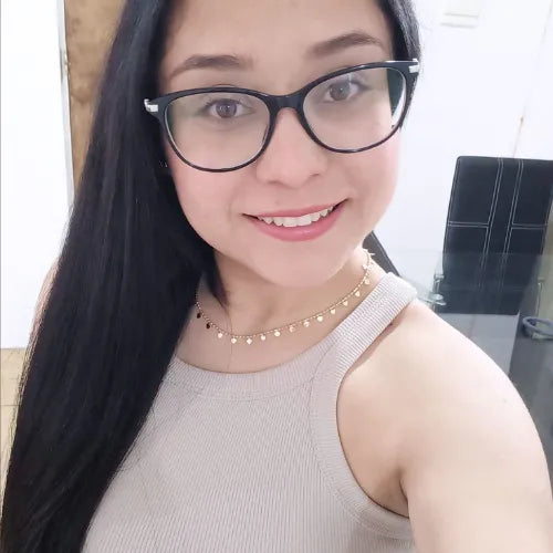 Sofía Álvarez - Compradora de Instagram