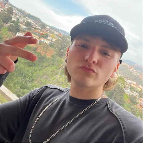 Matías Lagos - Comprador de Instagram