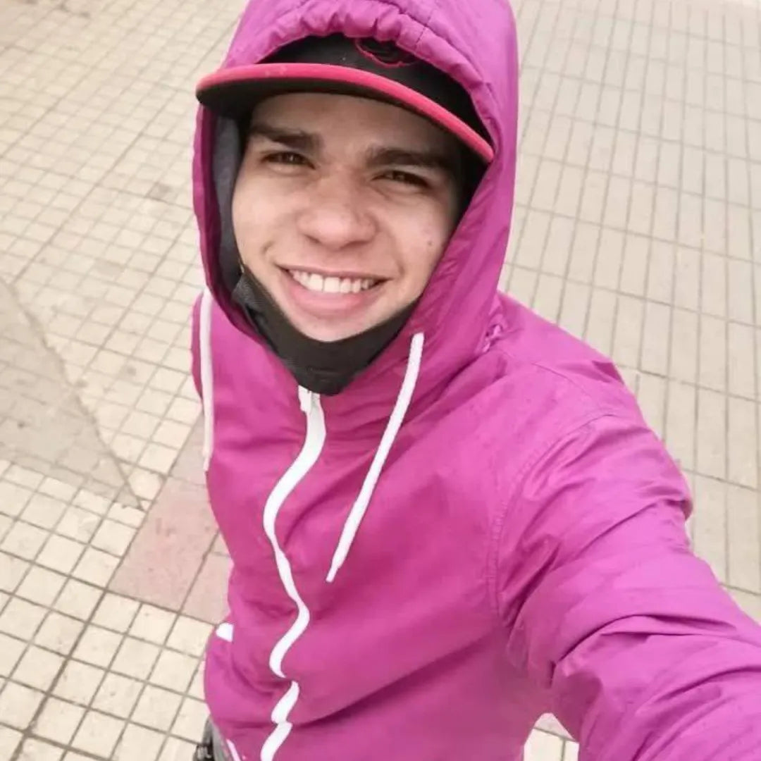 Tomás Herrera - Comprador de Instagram